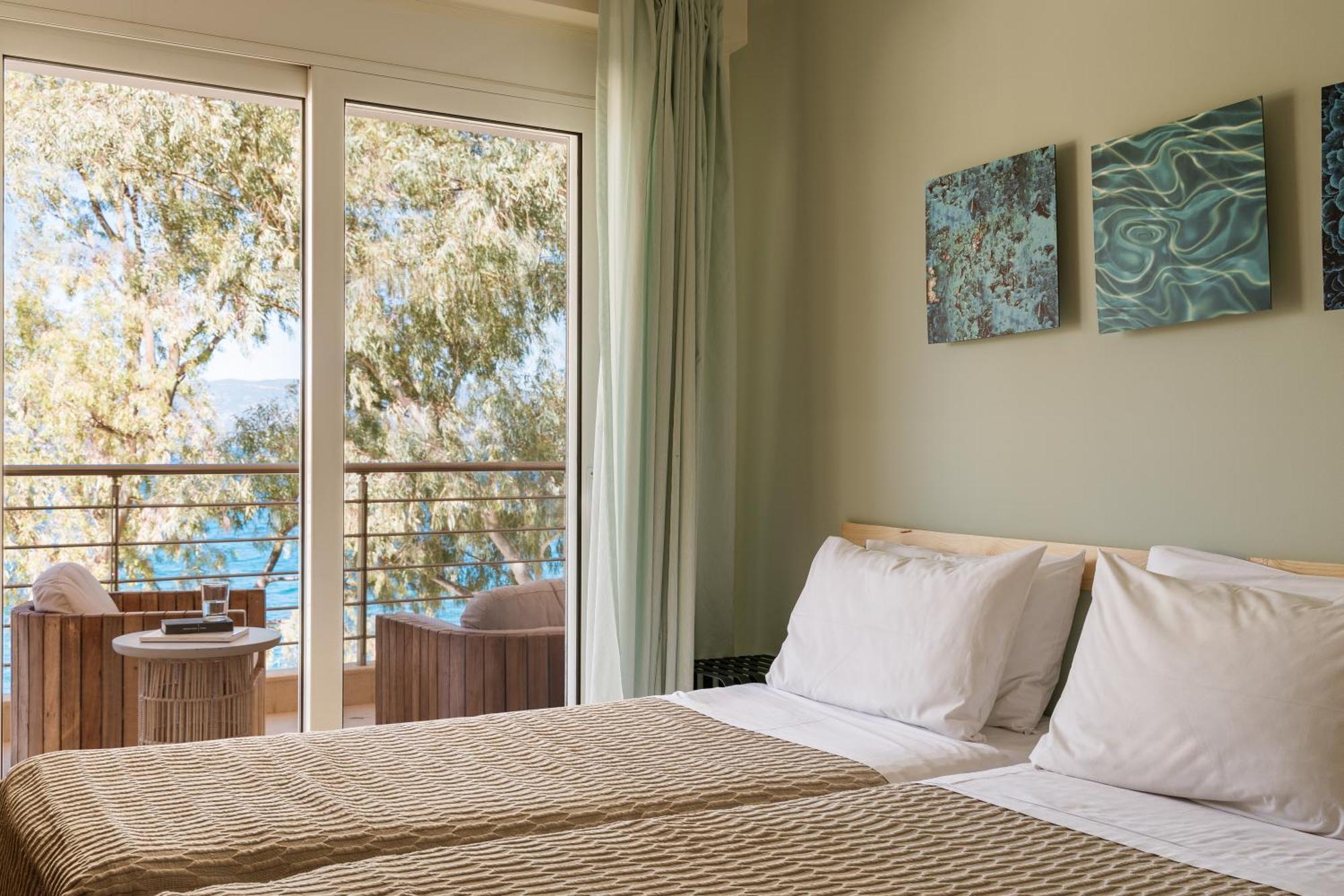 Meliti Waterfront Suites 카라보밀로스 외부 사진